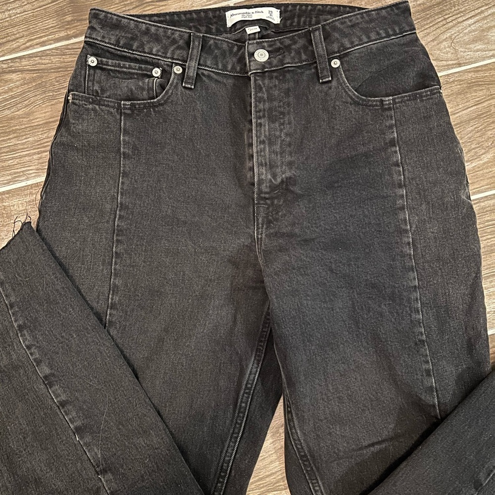 Abercrombie black wash high rise mom jeans curve love